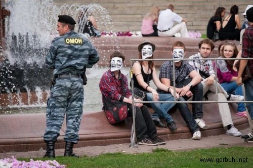 Угарные полисмены - Горбухи.нет