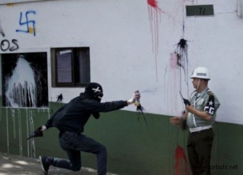Угарные полисмены - Горбухи.нет